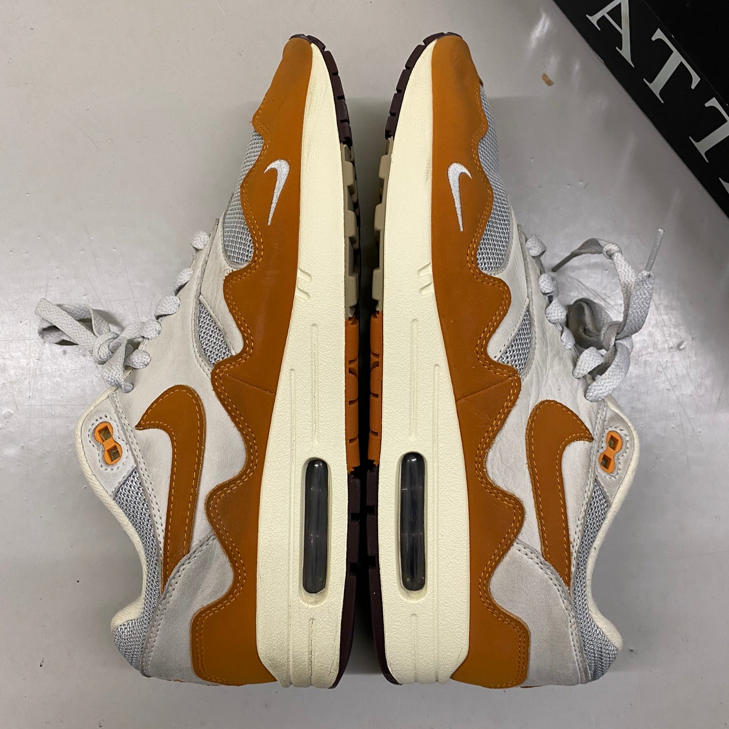 Nike Air Max 1 Patta Waves Monarch (With Bracelet) UK9
