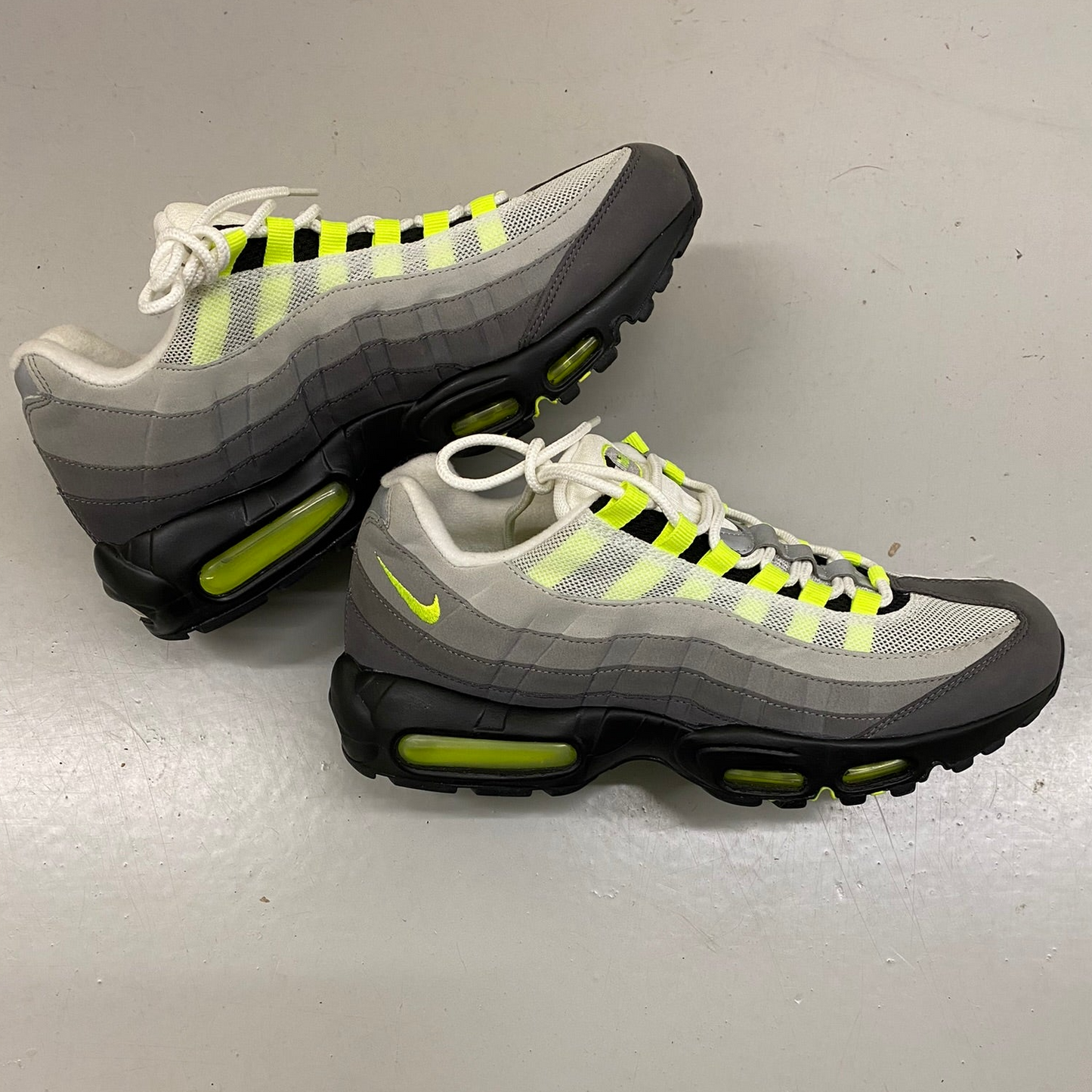 Nike Air Max 95 OG Neon (2015) UK9.5
