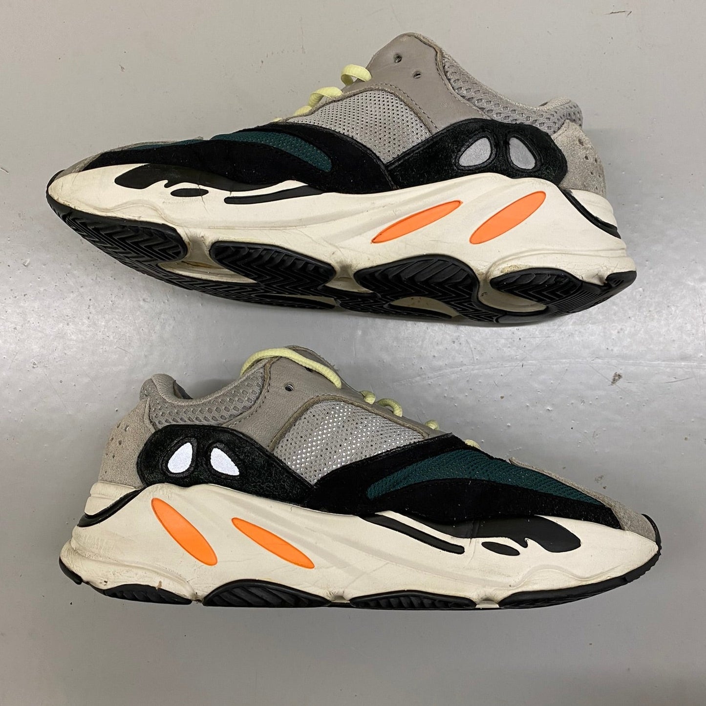 Yeezy Boost 700 Wave Runner UK7